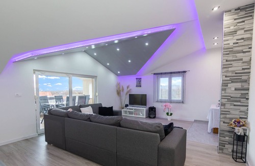 Cista Provo Villa | VILLA JELENA, Makarska- Cista provo