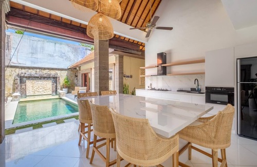 Sanur Villa | VILLA JIWA 4BR BEACHSIDE SPACIOUS FAMILY POOL VILLA SANUR