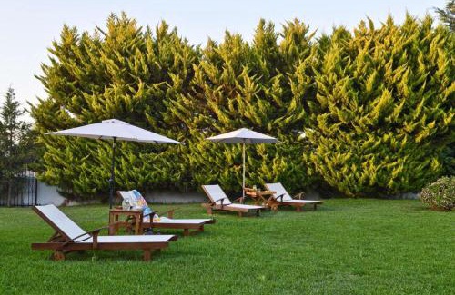Lakopetra Villa | Villa John Dimeon Kato Achaia With Pool - Happy Rentals