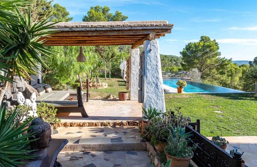 Sant Antoni de Portmany Villa | VILLA KUMHARAS