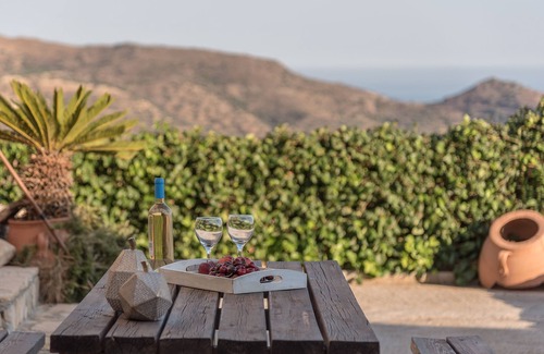 Vizari Villa | Villa Kadiani - Only 4km away from the beach
