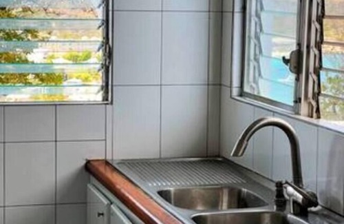 North Hill Village House | Villa Kaiae