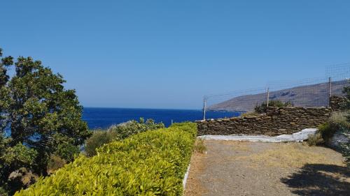 Rogon House | Villa Kalamonari nature house, cycladic wilderness