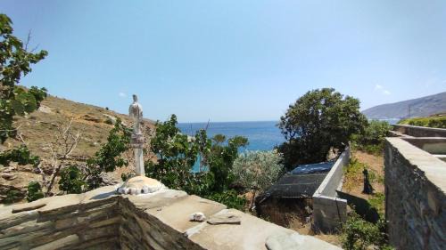 Rogon House | Villa Kalamonari nature house, cycladic wilderness