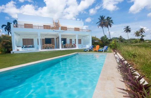 Las Galeras Villa | Villa Kalfu with AC