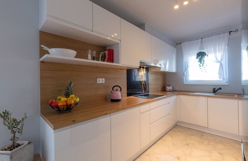 Dicmo House | *Villa Kalura Split* beautiful holiday home with pool, just for You!