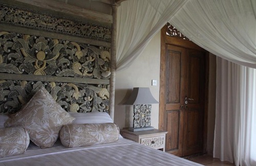 Batuan Villa | Villa KAROUNA