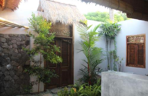 Batuan Villa | Villa KAROUNA