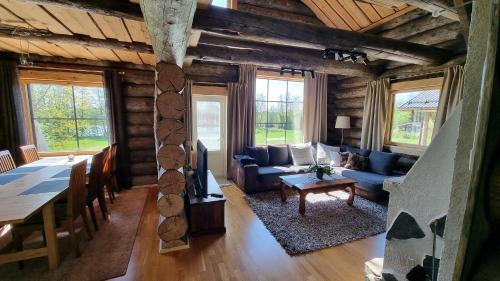 Pyhtaa Villa | Villa Kaunisvirta