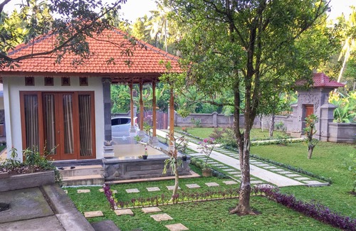 Seririt House | Villa Kedis Munduk - Balinese style villa