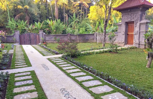 Seririt House | Villa Kedis Munduk - Balinese style villa