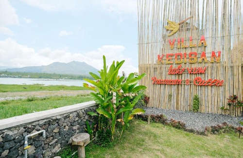 Kedisan Hotel | Villa Kedisan Lake View RedPartner