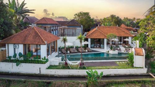 Mambal Villa | Villa Kemboja by BaliSuperHost