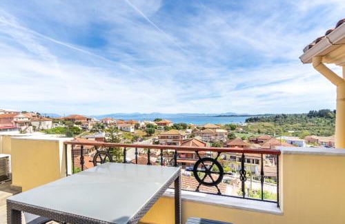 Petriti Apartment | Villa Konstantina Lulas Penthouse