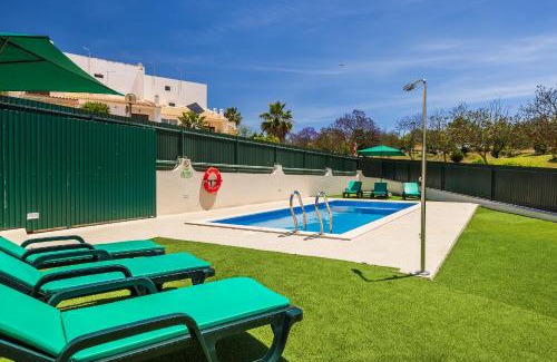 Urbanizacao dos Calicos House | Villa Krishan Albufeira - Private Pool
