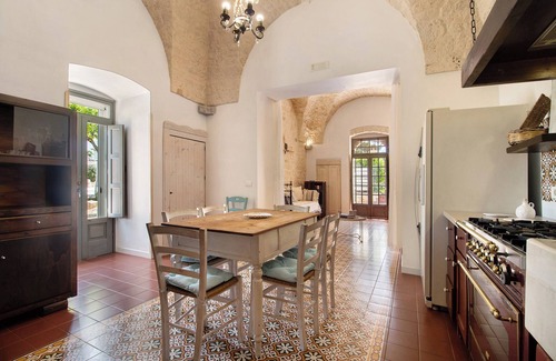 Ostuni Villa | Villa 'La Dimora Dello Zio' with Private Pool, Private Terrace and Wi-Fi