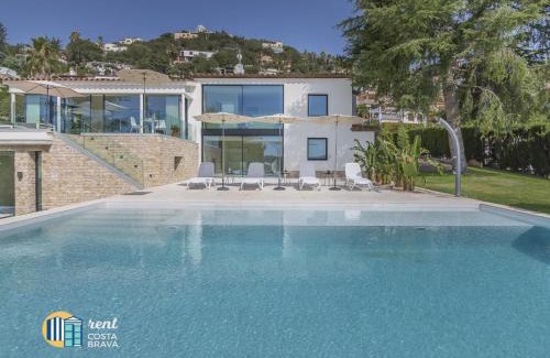 Calonge Villa | Villa la Dolça by Rent Costa Brava