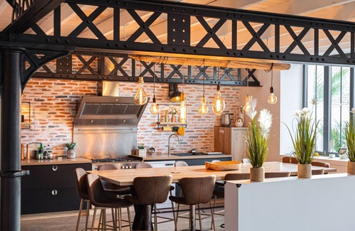 Nuaille d'Aunis Villa | 'Villa la Forge Expérience Bien-Être' with Pool & Wi-Fi