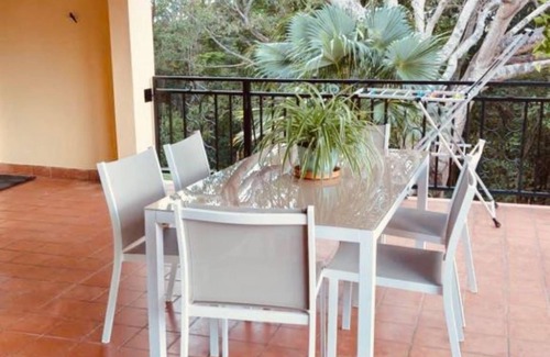 L'Autre-Bord Villa | Villa LA Bastida de Style Provençal Avec Piscine, Jardin Clos Arboré, au Calme