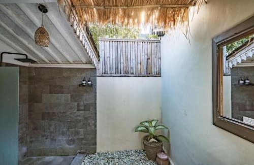 Dalung Villa | Villa La Luna 2BR Joglo Style with Pool by Damaresa