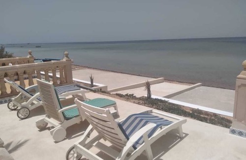 Sidi Fredj Villa | Villa la Perle de Kerkennah