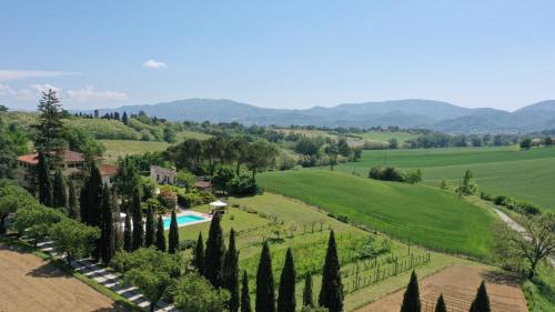 Borgo San Lorenzo Villa | Villa La Topaia in Esclusiva