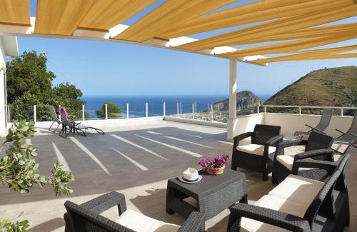 Cefalu Villa | Villa la Vista - by Vacation Service