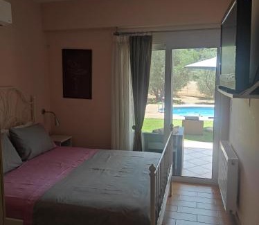 Kropia Villa | Villa Lagonisi