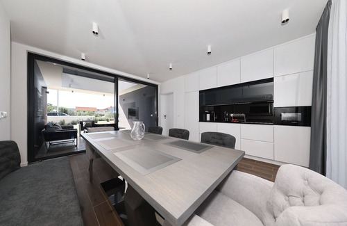 Kraj Villa | Villa Lana - Home4You