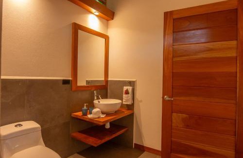 Chiguata Villa | Villa Lapa - Pool - 10-Min Walk to Shore
