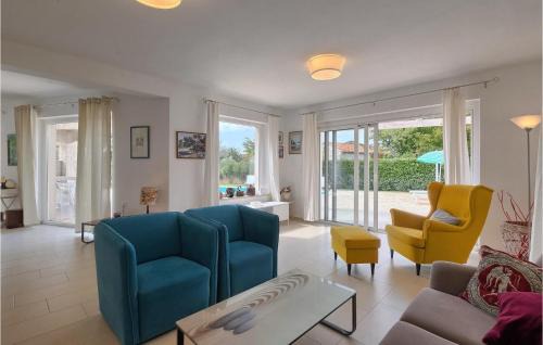 Vosteni House | Villa Larisa
