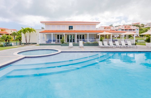 Candelero Abajo Villa | Villa Las Palmas | Private Rooftop | BBQ | Pool