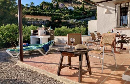 Cajiz Villa | Villa Las Ranas