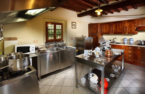 Margine Coperta-Traversagna Villa | Villa Le Ferrette - Holiday villa with private swimming pool in Montecatini Terme, Tuscany