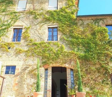 Chiusdino Villa | Villa Le Querce - San Galgano