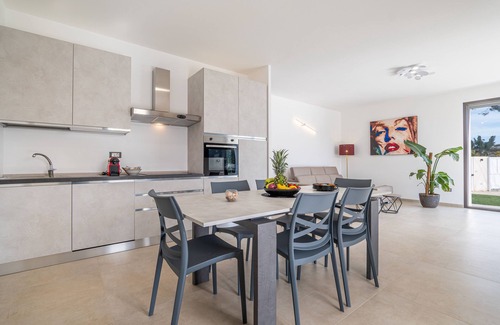 Taurisano Villa | Villa le Tarantine, relax surrounded by nature and just steps from the sea