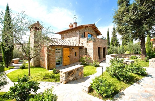 Pian di Sco Villa | Villa Leccino in most Exclusive Borgo in Tuscany