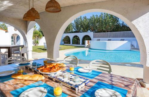 Raissac-d'Aude Villa | Villa Les Arches by Villa Plus