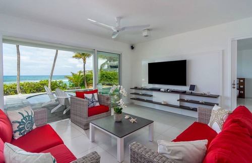 Anse de Lorient Villa | Villa Les Basses by Fantasia Villas