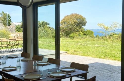Guimaec House | Villa Les Embruns sea view Beg Ar Fry 10 people