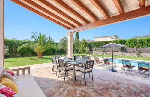 Crestatx Villa | Villa Les Pells by Villa Plus