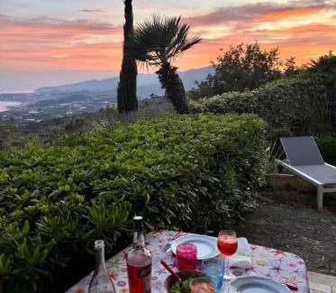 Cipressa Villa | Villa Lilli