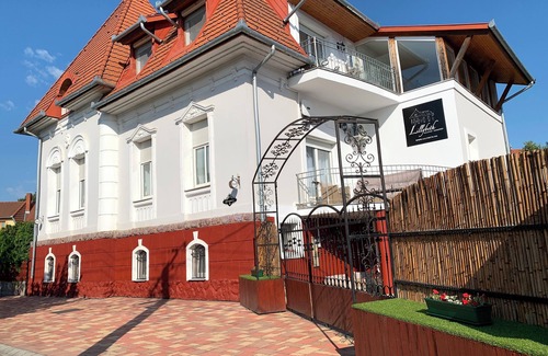 Keszthely House | VILLA LILLYBETH - LAKE BALATON - 300m to the beach