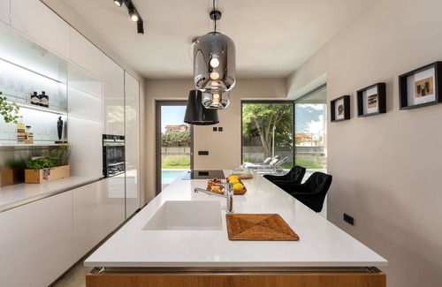 Novigrad Villa | Villa Lipa Tree by Villas Guide