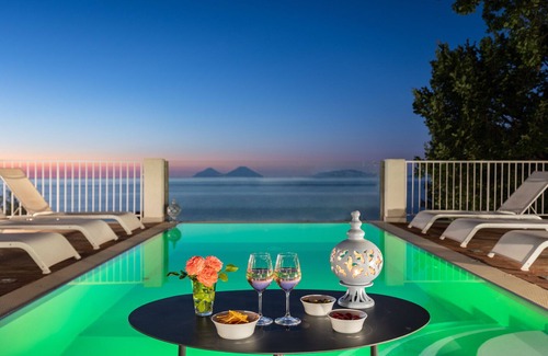Capo d'Orlando Villa | Villa Lipari: huge villa with private pool and panoramic view over the sea and the Aeolian Islands