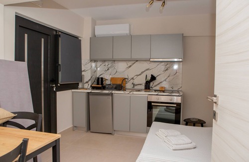 Nea Propontida Apartment | Villa Llanaj Residence 2 by Luxlikehome