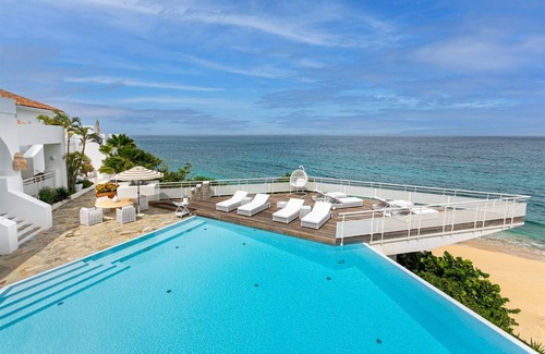 Les Terres Basses Villa | Villa L’Oasis by Fantasia Villas Including a VIP CHEF
