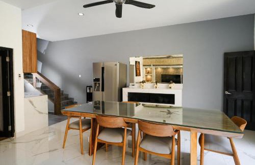 Sanur Kauh Villa | Villa Lora: Retreat for Tranquility and Bliss