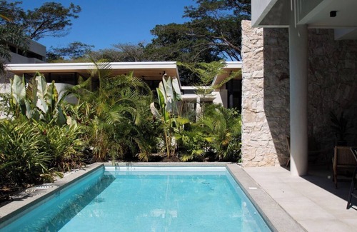 Samara House | Villa Loro, Villa Loro
