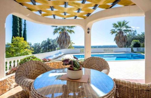 Vale Grande Villa | Villa Lucie vue mer avec piscine privée en Algarve.